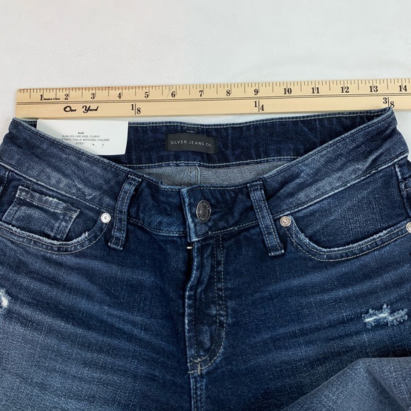 Silver Jeans Suki slim mid rise jeans frayed hem - Picture 4 of 11